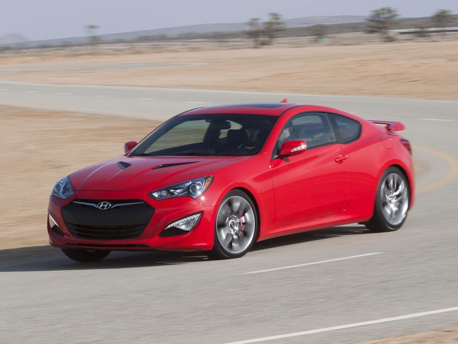  Hyundai Genesis Coupe 2012 года  (US) (фото 5 из 15)